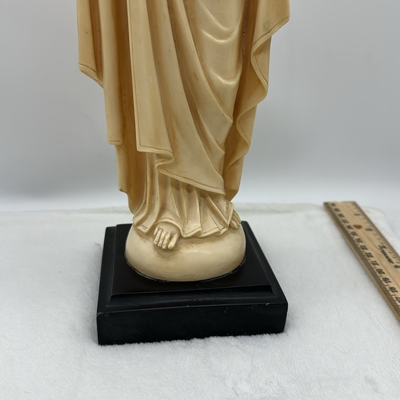 Antique/Vintage Gino Ruggeri Bianchi Sacred Heart of Mary Alabaster Sculpture - Picture 7 of 14